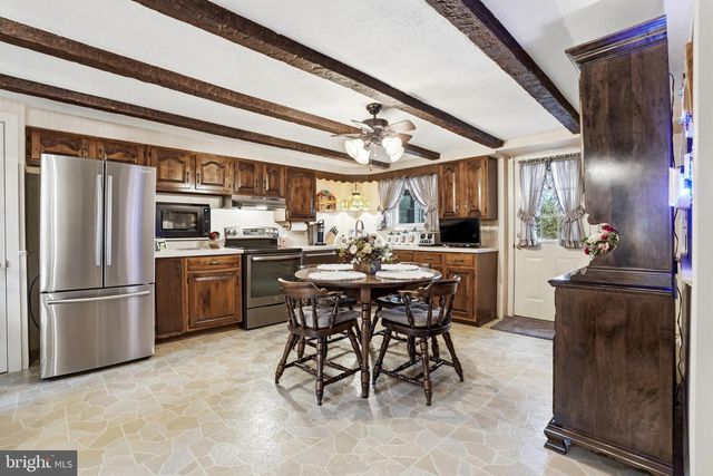 1202 HILLTOWN PIKE, Hilltown, PA 18927