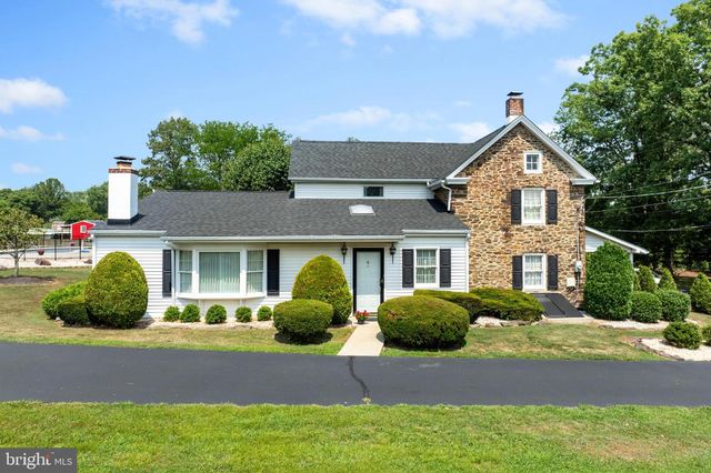 1202 HILLTOWN PIKE, Hilltown, PA 18927