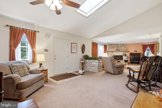 1202 HILLTOWN PIKE, Hilltown, PA 18927