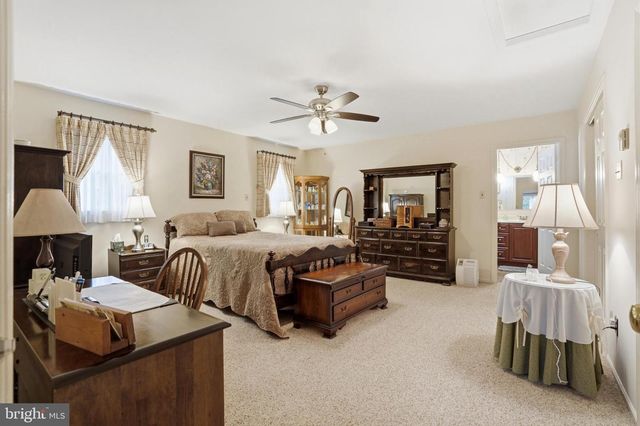 1202 HILLTOWN PIKE, Hilltown, PA 18927