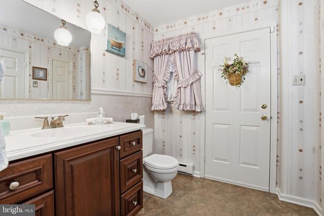 1202 HILLTOWN PIKE, Hilltown, PA 18927