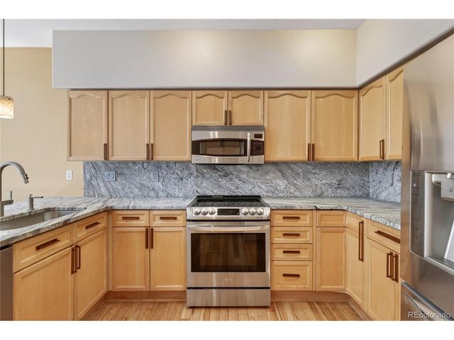 667 Trailside Rd, Golden, CO 80401