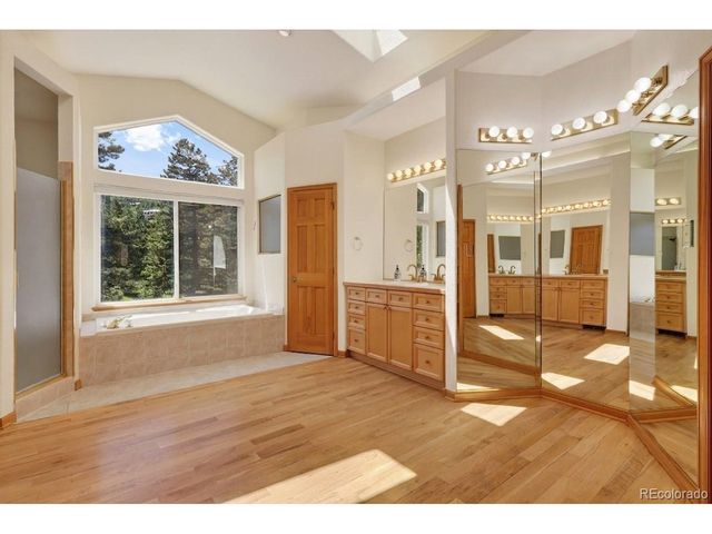 667 Trailside Rd, Golden, CO 80401
