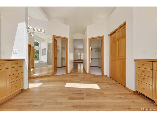 667 Trailside Rd, Golden, CO 80401