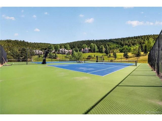 667 Trailside Rd, Golden, CO 80401