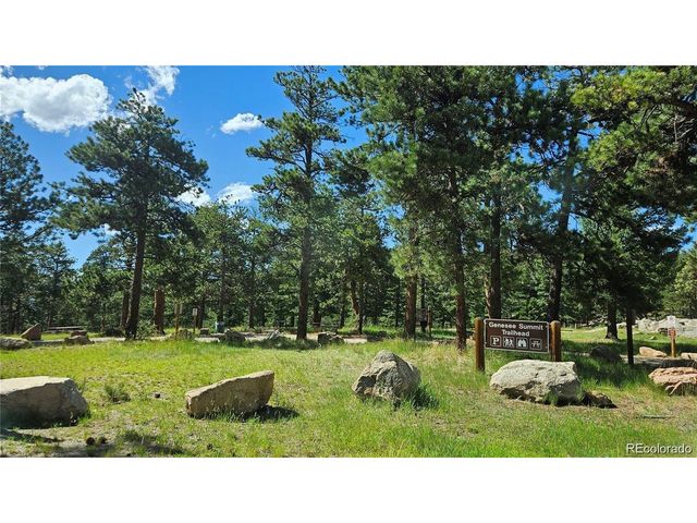 667 Trailside Rd, Golden, CO 80401
