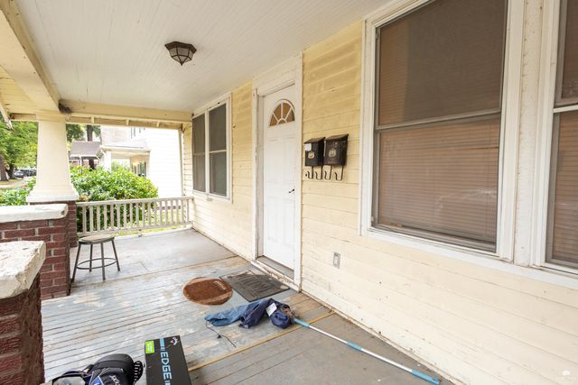 1112 Thurston Street, Manhattan, KS 66502