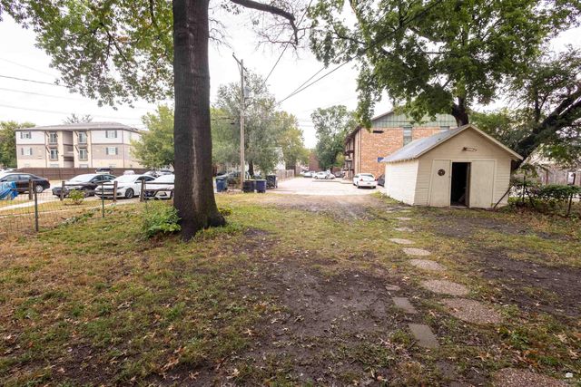 1112 Thurston Street, Manhattan, KS 66502