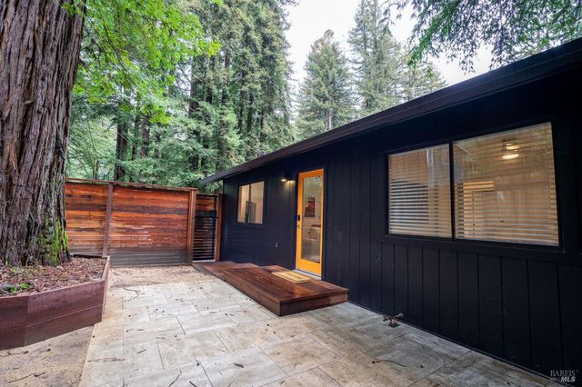 14225 Cherry St, Guerneville, CA 95446
