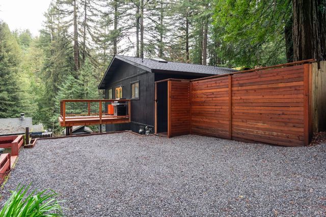 14225 Cherry St, Guerneville, CA 95446