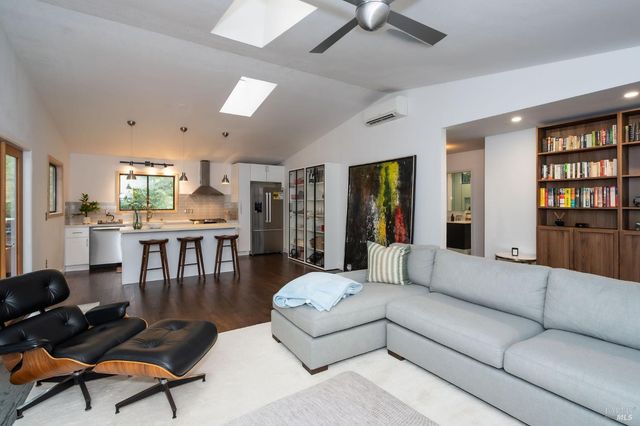 14225 Cherry St, Guerneville, CA 95446