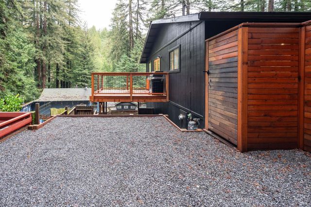 14225 Cherry St, Guerneville, CA 95446