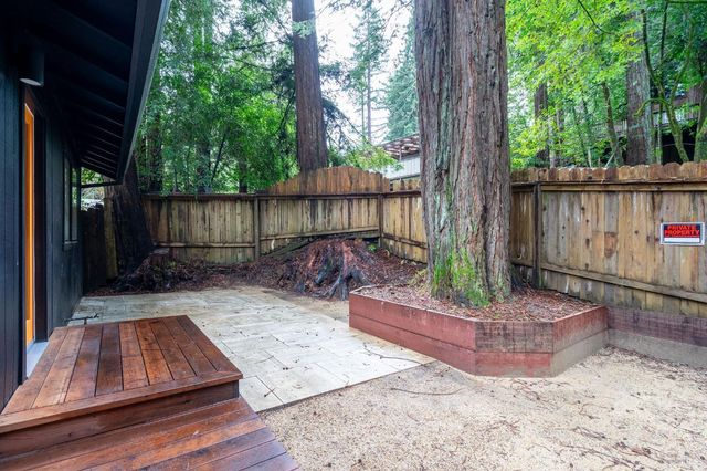 14225 Cherry St, Guerneville, CA 95446