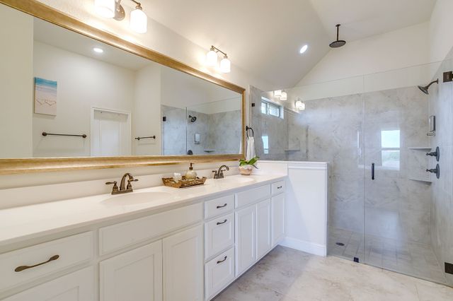 416 Bluffside Trail, Benbrook, TX 76126