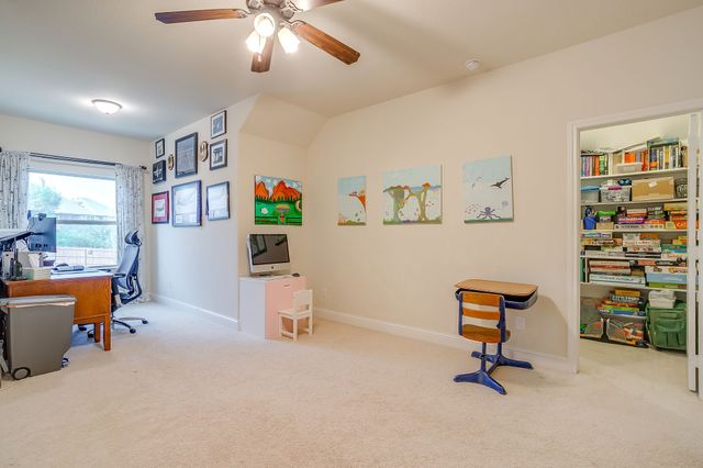 416 Bluffside Trail, Benbrook, TX 76126