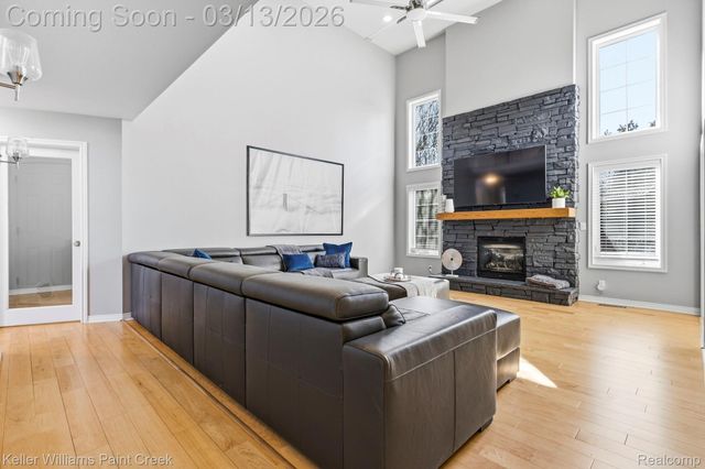 1628 Royal Birkdale Drive W, Oxford Charter Township, MI 48371