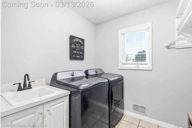 1628 Royal Birkdale Drive W, Oxford Charter Township, MI 48371