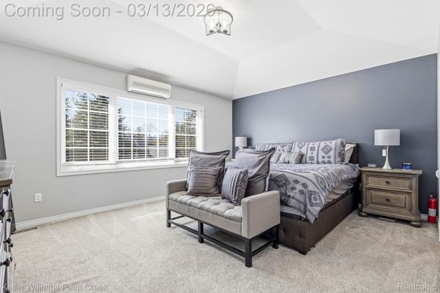 1628 Royal Birkdale Drive W, Oxford Charter Township, MI 48371