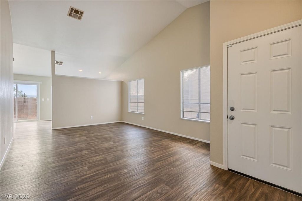 4349 Faberge Avenue, Las Vegas, NV 89115 — photo 3