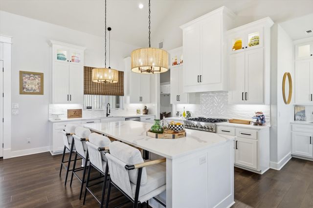 701 Glade Park Court, Azle, TX 76020