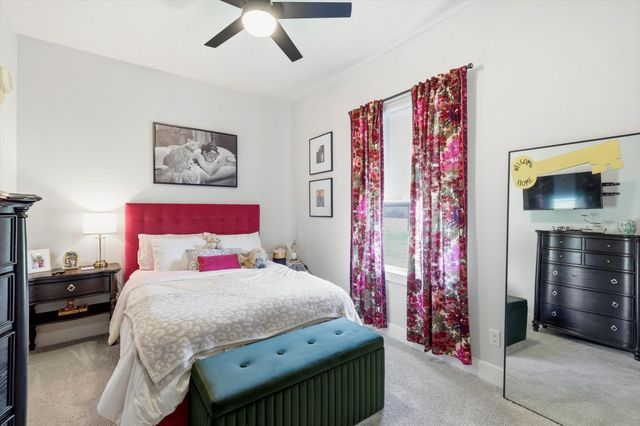 701 Glade Park Court, Azle, TX 76020