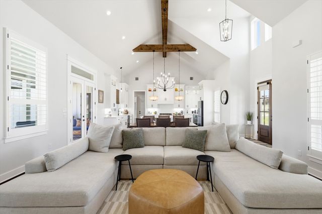 701 Glade Park Court, Azle, TX 76020