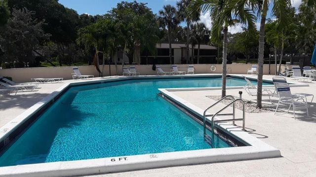 297 Deer Creek Boulevard 1302, Deerfield Beach, FL 33442