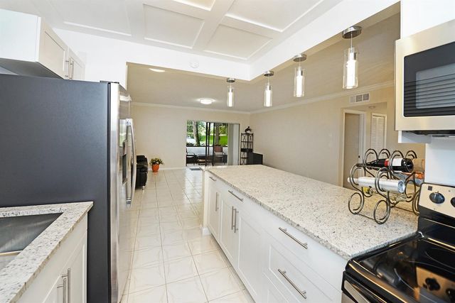 297 Deer Creek Boulevard 1302, Deerfield Beach, FL 33442
