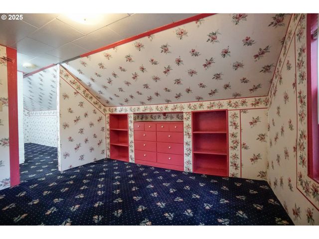 2620 CHAMBERS St, Eugene, OR 97405