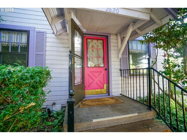 2620 CHAMBERS St, Eugene, OR 97405