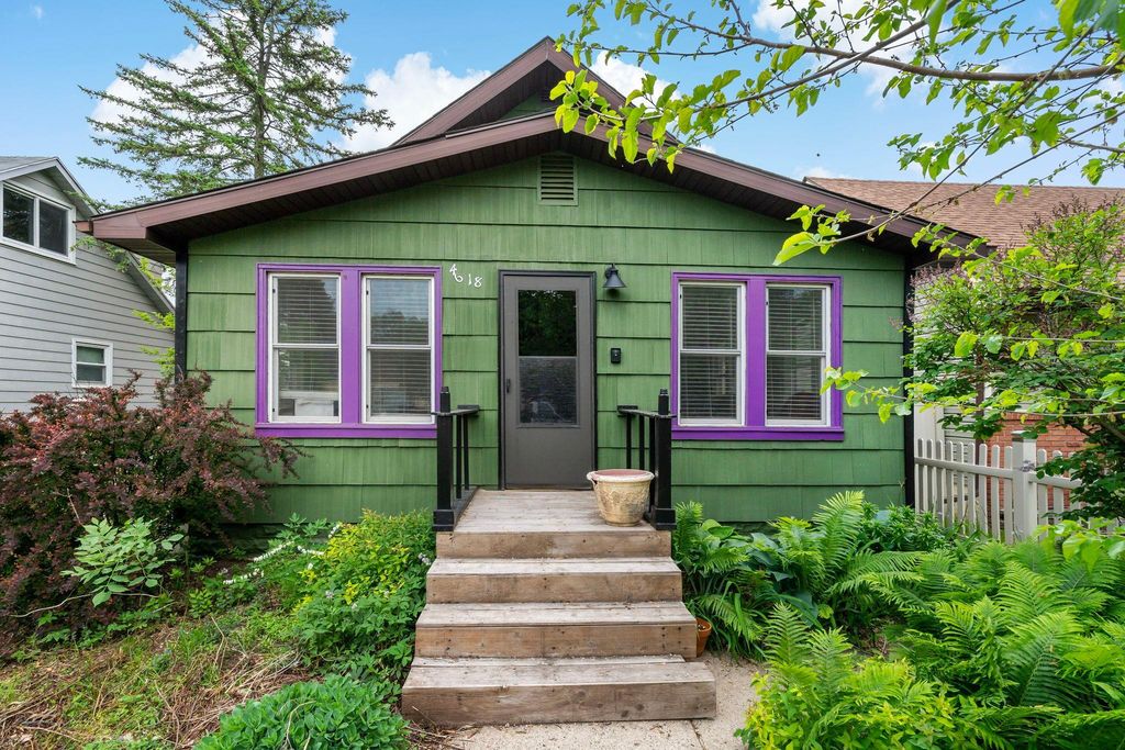 4618 Oliver Avenue N, Minneapolis, MN 55412