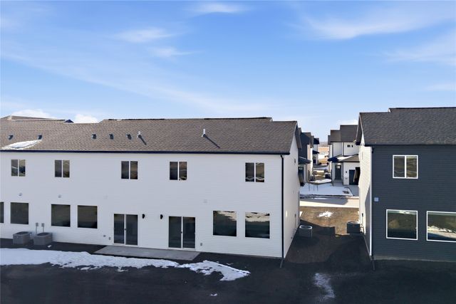 115 NE Doe Pointe Lane, Ankeny, IA 50021