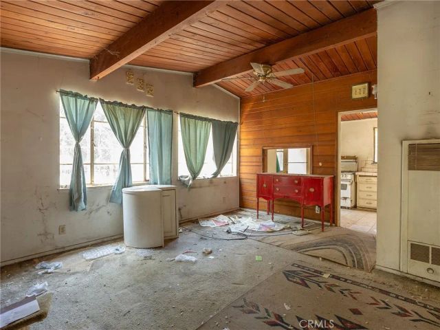 14301 Roscoe, Panorama City, CA 91402