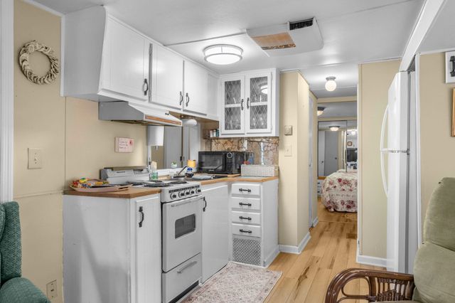 6001 1742 South Kings Hwy., Myrtle Beach, SC 29575