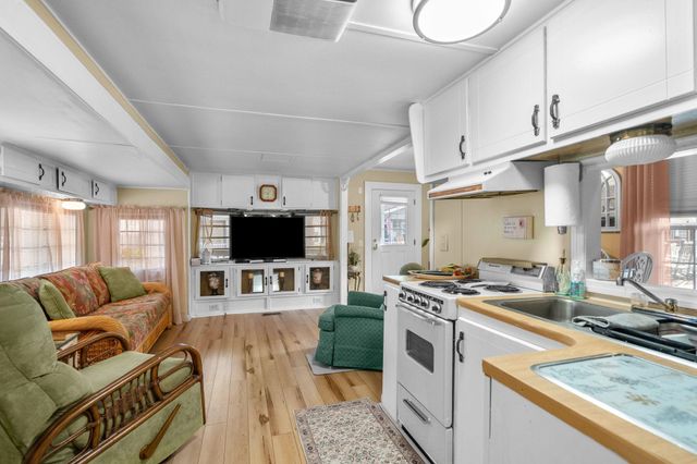 6001 1742 South Kings Hwy., Myrtle Beach, SC 29575