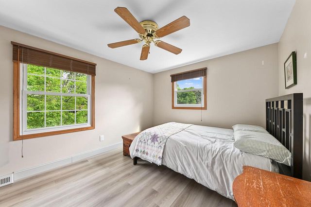 703 Cheyenne DRIVE, Waukesha, WI 53188