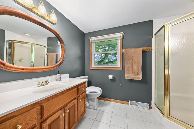 703 Cheyenne DRIVE, Waukesha, WI 53188