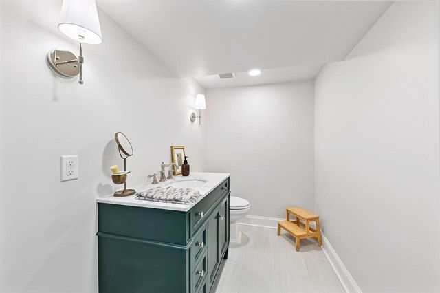 703 Cheyenne DRIVE, Waukesha, WI 53188