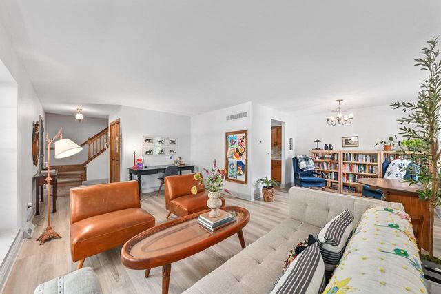 703 Cheyenne DRIVE, Waukesha, WI 53188