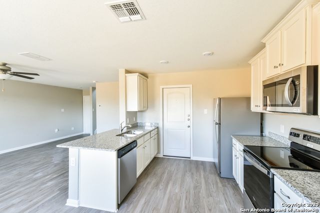 3227 Begonia, San Antonio, TX 78222