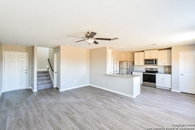 3227 Begonia, San Antonio, TX 78222