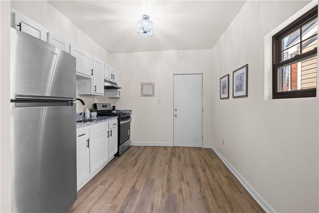 826 Walnut St, Edgewood, PA 15221