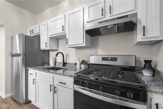 826 Walnut St, Edgewood, PA 15221