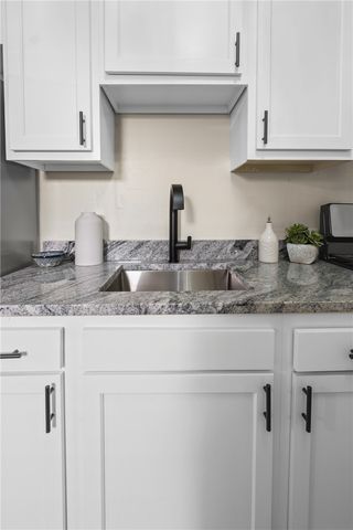 826 Walnut St, Edgewood, PA 15221