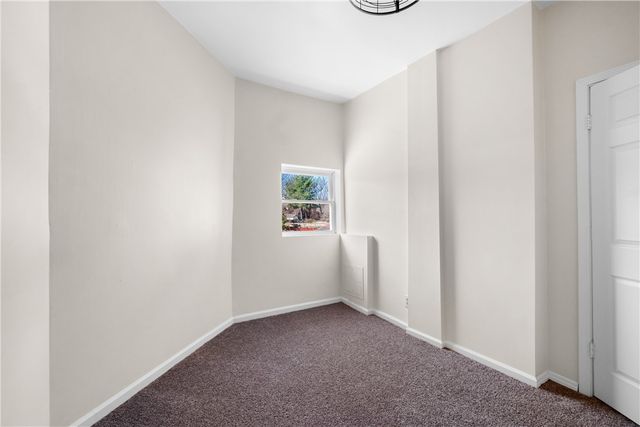 826 Walnut St, Edgewood, PA 15221