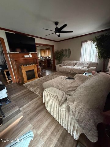 4034 Asbury Drive, Toledo, OH 43612