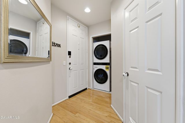 24136 Victoria Unit 29, Valencia, CA 91355