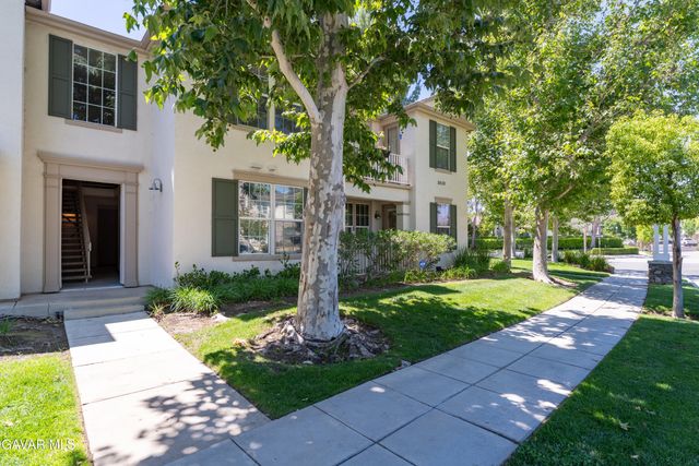 24136 Victoria Unit 29, Valencia, CA 91355