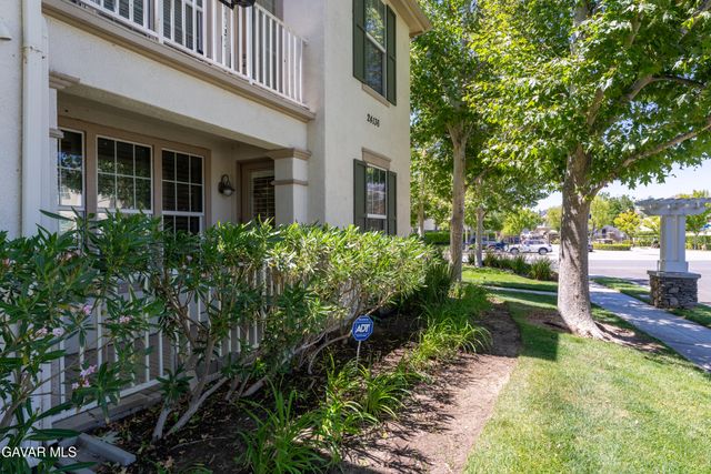 24136 Victoria Unit 29, Valencia, CA 91355