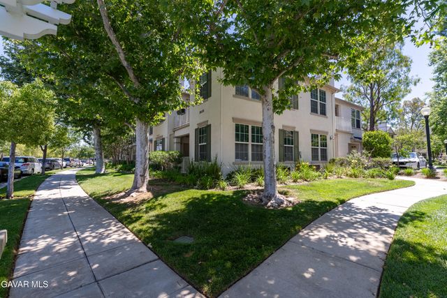 24136 Victoria Unit 29, Valencia, CA 91355